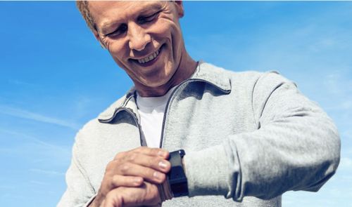 mirando motorola moto watch 70