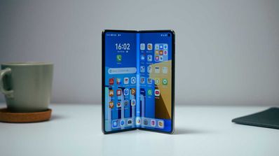 analisis Huawei mate x6