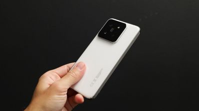 xiaomi 14 en mano