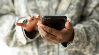 movil uniforme guerra
