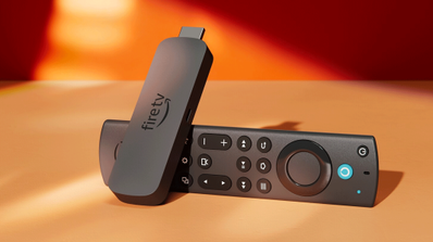 amazon fire tv stick sobre mesa