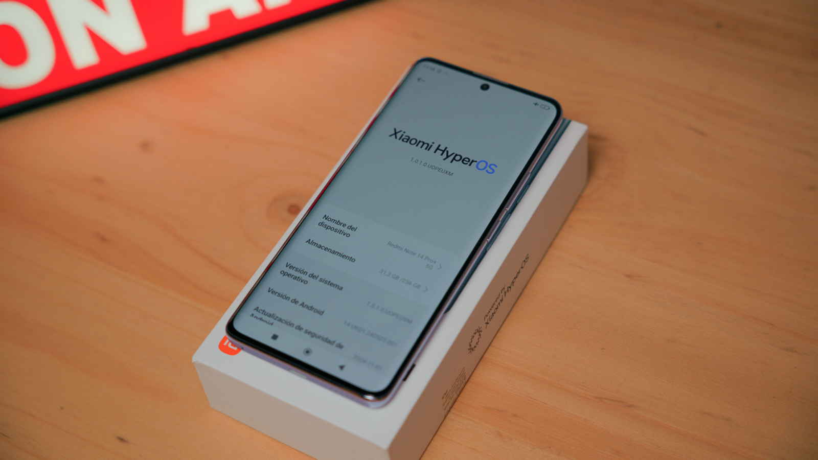 Redmi Note 14 Pro+ con HyperOS de Xiaomi