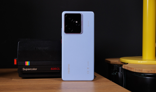 Diseño trasero del realme GT 7