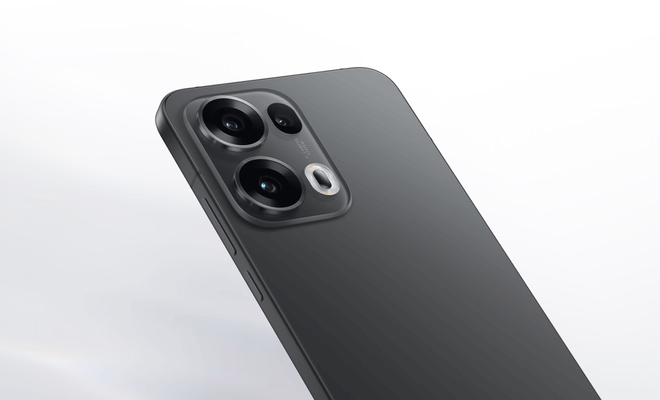 OPPO Reno13 Pro en color negro