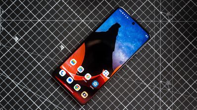 motorola thinkphone pantalla