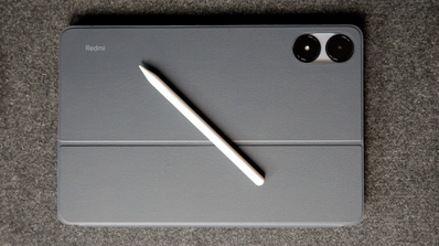 Tablet Redmi Pad Pro con funda y lápiz