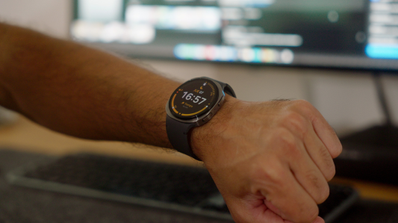Reloj Samsung Galaxy Watch8 puesto en la muñeca