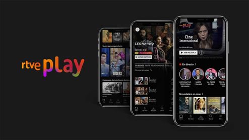 Interfaz de la aplicación RTVE Play en varios teléfonos móviles con catálogo de series y cine.