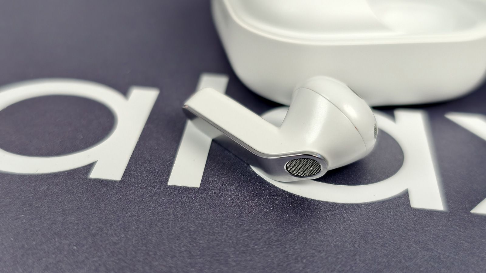 Microfono superior Galaxy Buds4