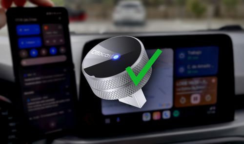 OTTOCAST Mini Tube 2026 en un coche
