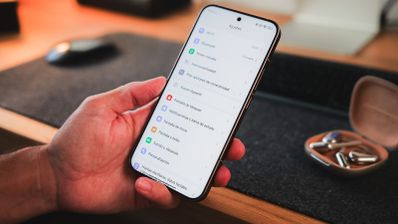 Xiaomi 15T Pro en mano