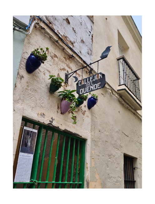 Secuencia del zoom en un callejón con la cámara del Xiaomi Redmi Note 15 Pro+ 5G
