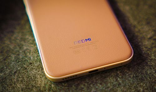 Logotipo de REDMI en el Redmi Note 15 Pro Series