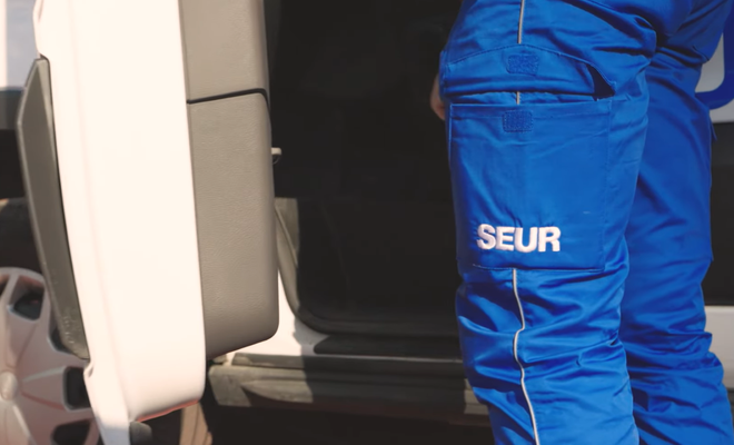 Pantalones de Seur.