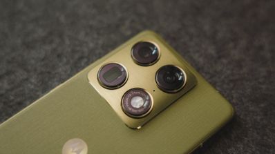 Detalle de las cámaras Motorola Signature
