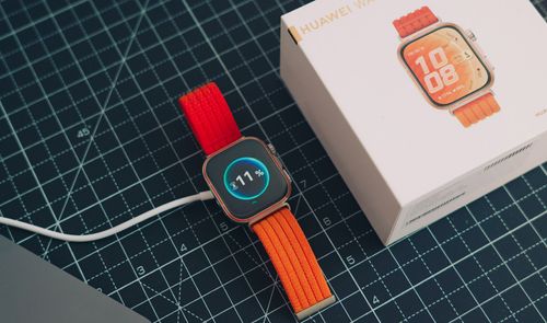 Huawei Watch 5 Pro cargando