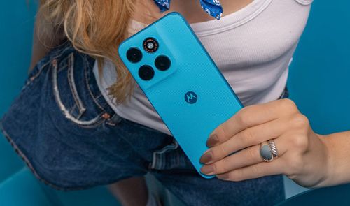 Motorola Moto G87