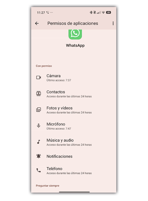 Permisos de contactos en WhatsApp.