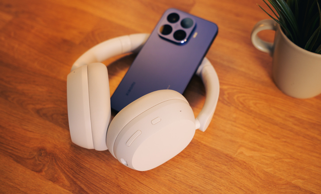 Auriculares REDMI Headphones Neo sobre Xiaomi 17T Pro