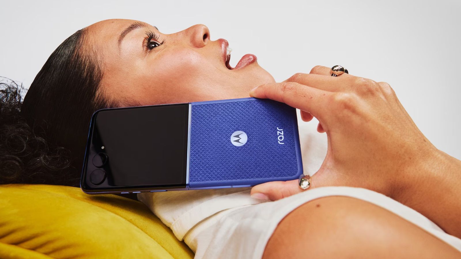 Diseño del Motorola Razr 70 Ultra
