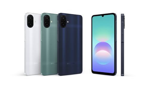 Vista frontal, trasera y lateral del Samsung Galaxy A08 en colores blanco, verde y azul oscuro.