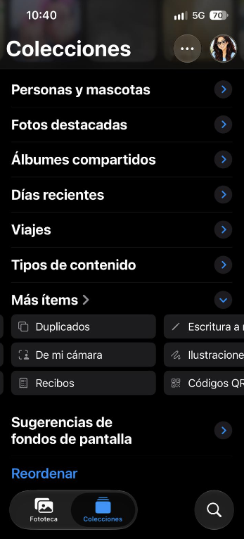 Vista de la sección Colecciones en la aplicación Fotos de iOS 27 con el álbum De mi cámara seleccionado.