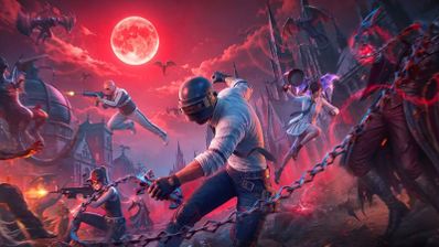 Personajes de PUBG Mobile en una batalla nocturna bajo una luna roja contra criaturas fantásticas.