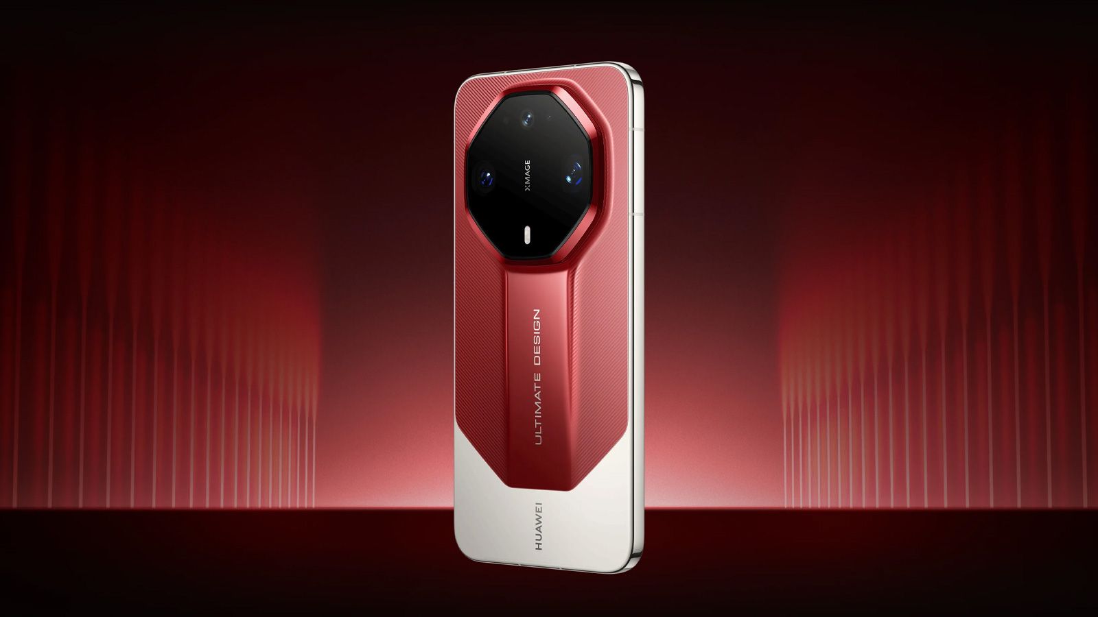 Parte trasera de un smartphone Huawei Mate 90 RS en color rojo y blanco con un módulo de cámaras octogonal.