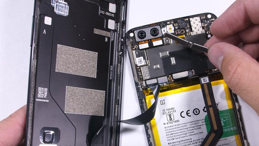 Interior del OnePlus 5