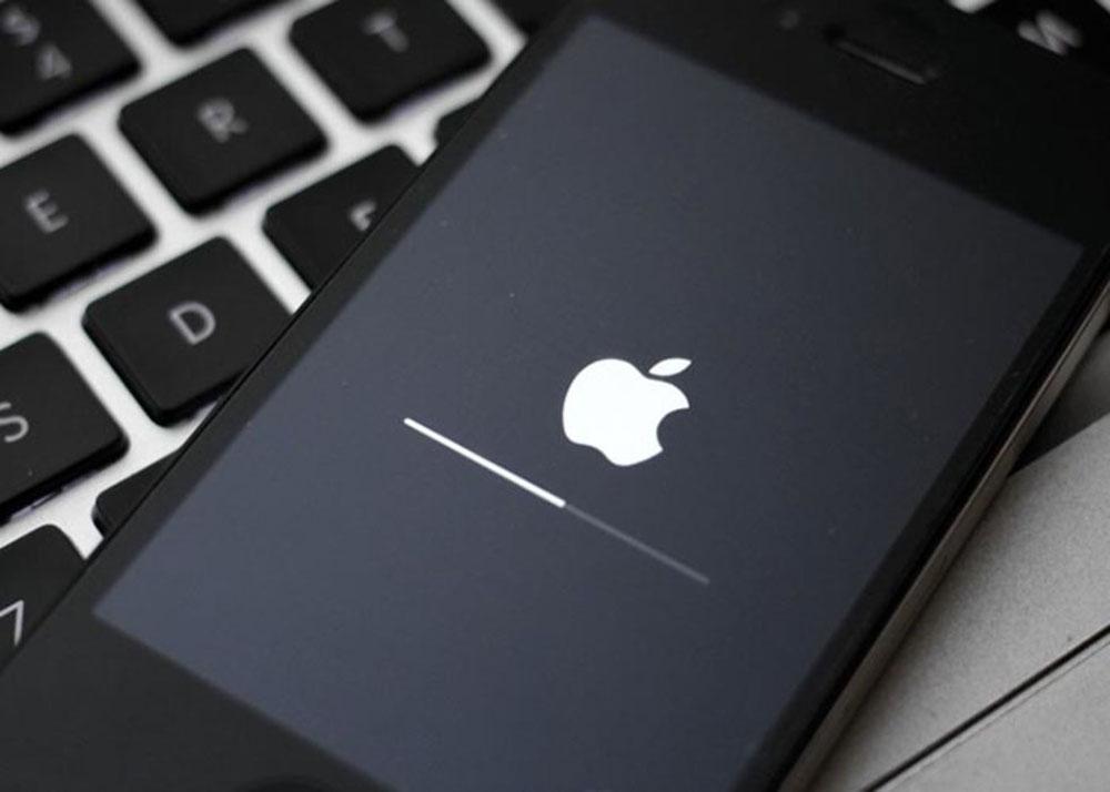 Instalación de una actualización OTA de iOS en un iPhone