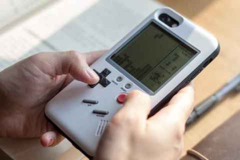 Wanle: la funda para iPhone que lo convierte en una Game Boy