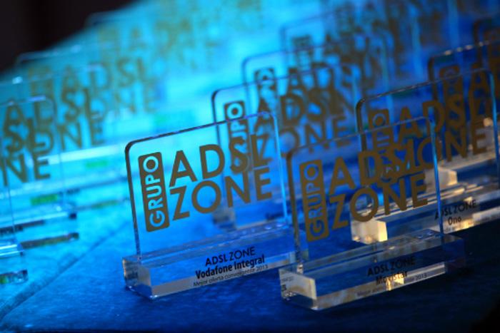 Insignia de los Premios ADSLZone