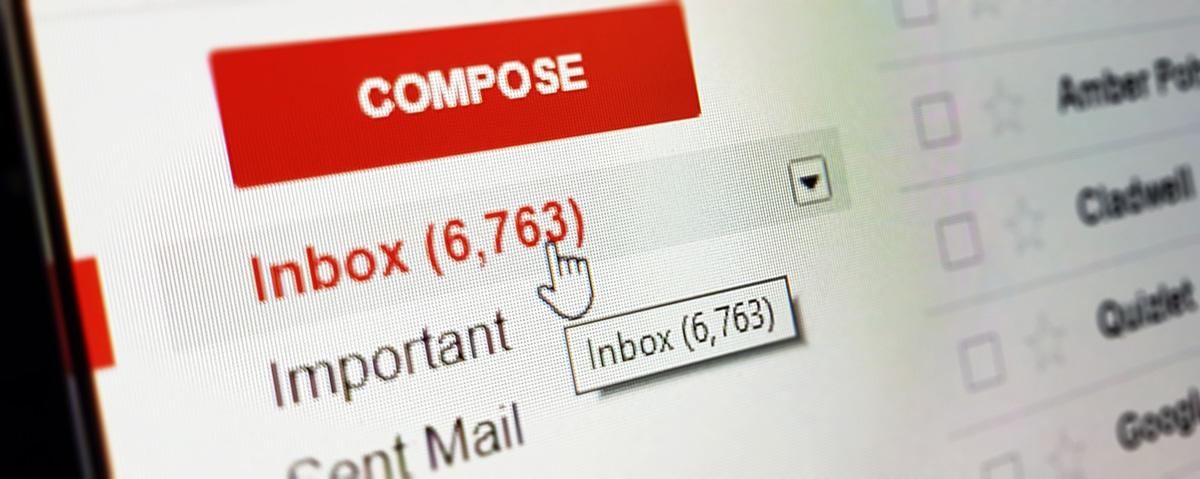 Bandeja de correo electrónico de Gmail saturada