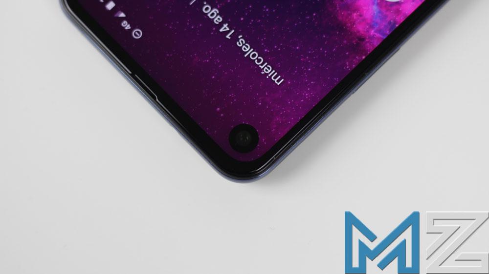 Pantalla OLED y Android 12: este móvil de Motorola tiene todo lo que  necesitas por solo 179 euros