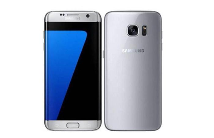 Frontal y trasera del Samsung Galaxy S7 en color plata