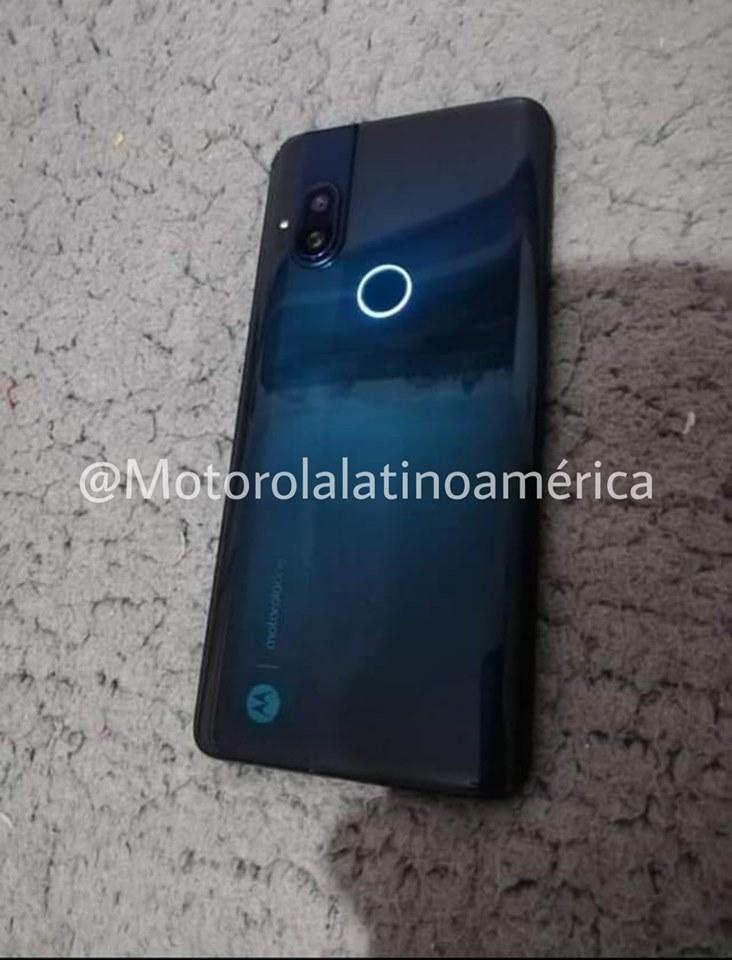 Motorola Camara emergente