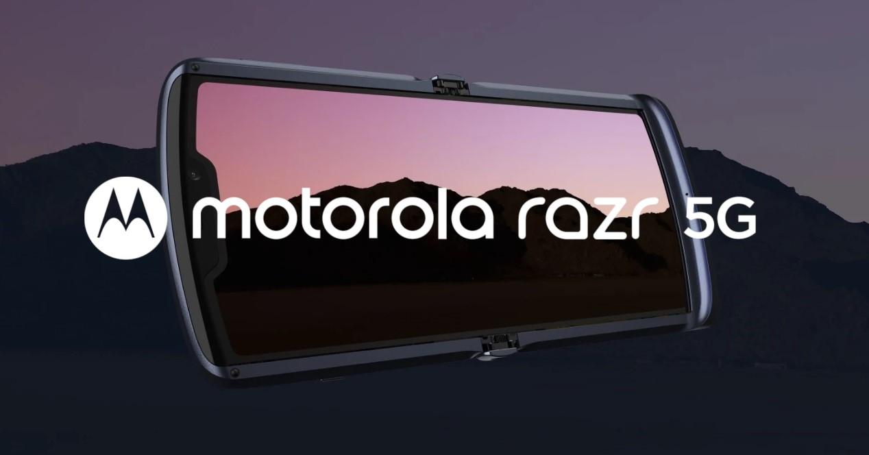 Motorola Razr 5G abierto
