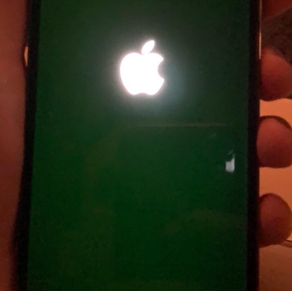 pantalla verde iPhone 12