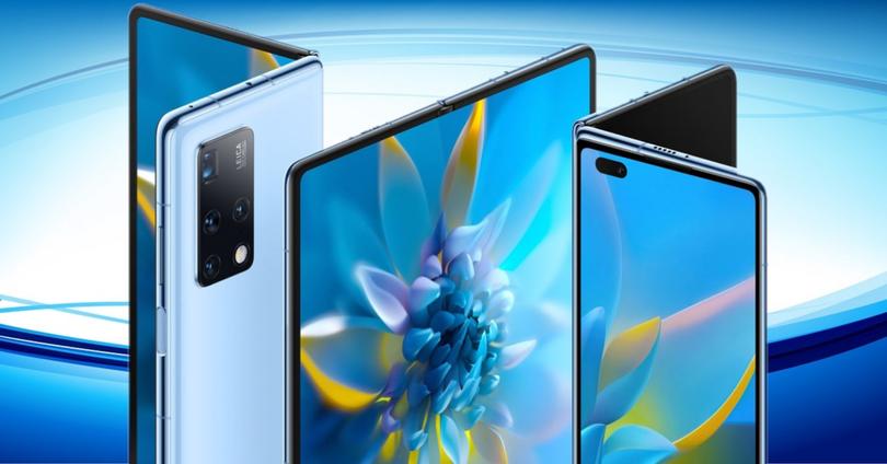 Huawei Mate X2 y fondo azul